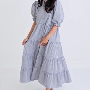 Karlie midi dress sz L